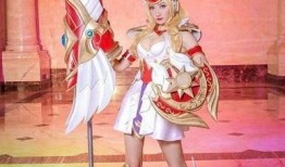 吃瓜网红雅典娜图片高清,吃瓜网红的时尚风采