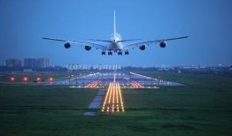 外国航空公司爆料事件最新,外国航空公司爆料事件，行业潜规则浮出水面