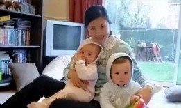 爆料龙凤胎带娃视频大全,温馨瞬间大盘点