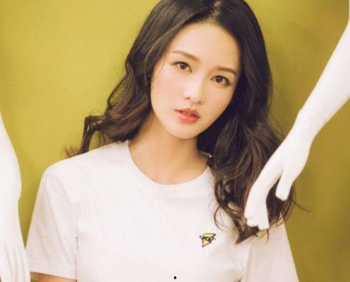 娱乐吃瓜李沁视频在线观看,娱乐圈幕后趣事大揭秘