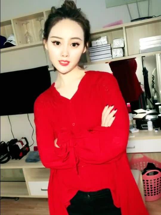 娱乐吃瓜酱衣服,揭秘明星们的时尚衣橱